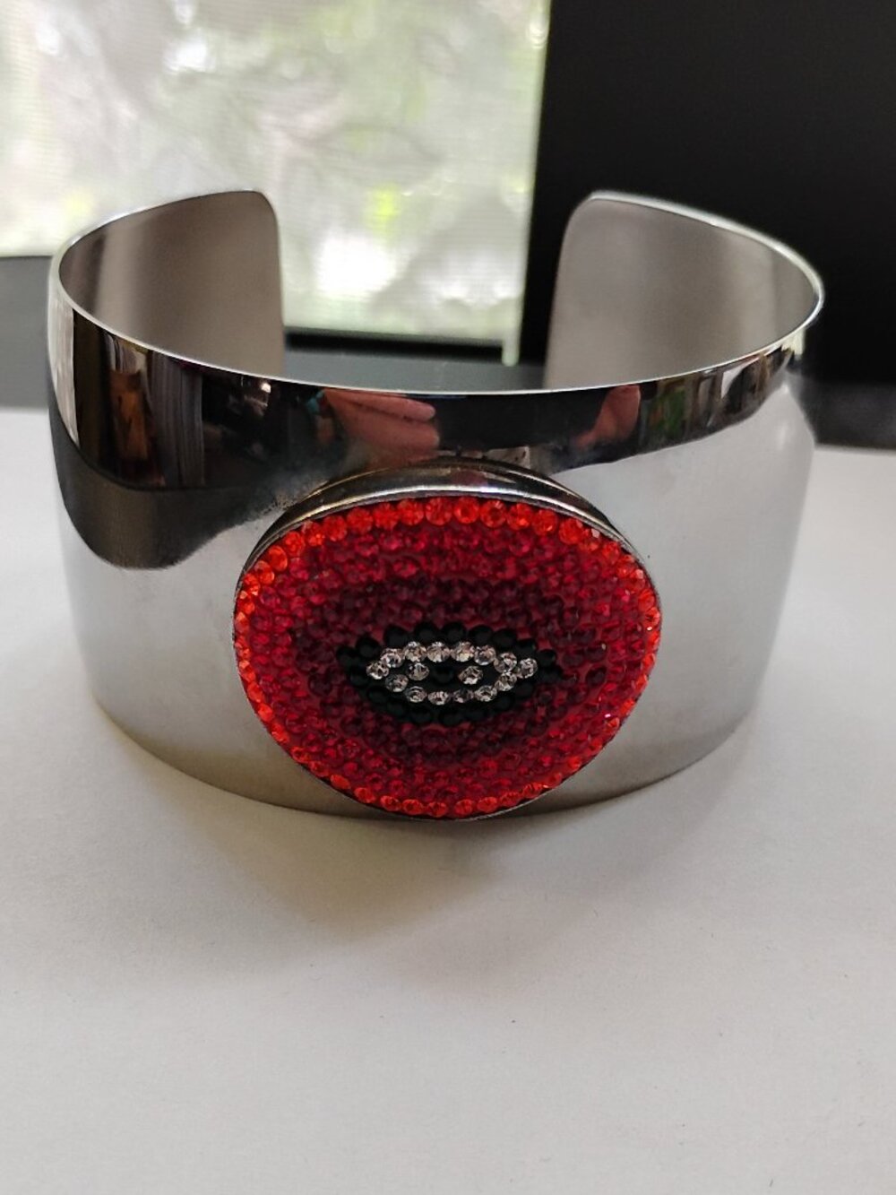 Shiny Silvertone Cuff Bangle with Red Beaded Eye - Picture 4 of 4